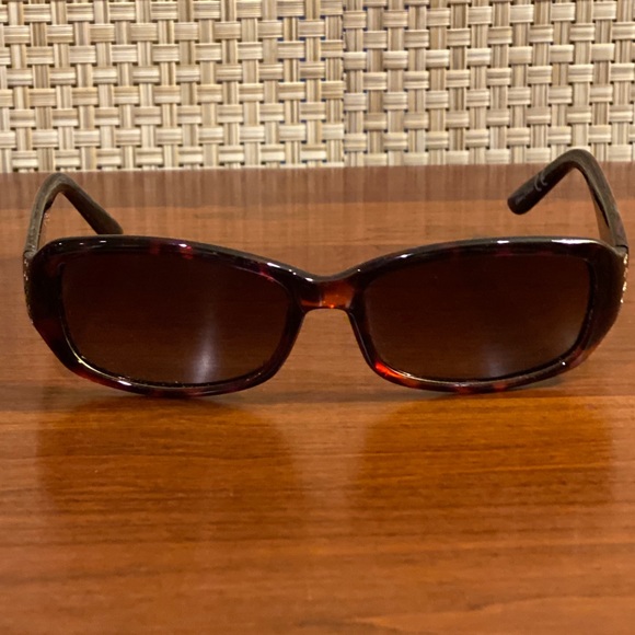 Nine West Accessories - ⬇️NWOT Nine West Rectangular Polarized Sunglasses